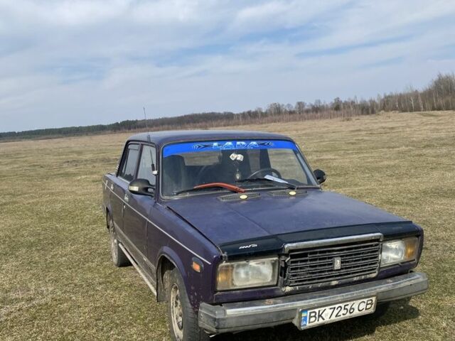 Фиолетовый ВАЗ 2107, объемом двигателя 1.5 л и пробегом 80 тыс. км за 750 $, фото 1 на Automoto.ua