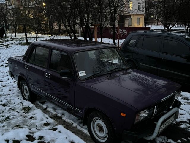 Фіолетовий ВАЗ 2107, об'ємом двигуна 1.5 л та пробігом 167 тис. км за 800 $, фото 5 на Automoto.ua
