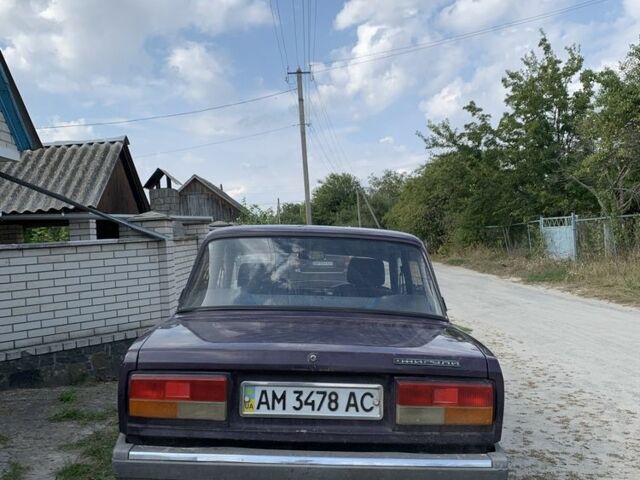 Фиолетовый ВАЗ 2107, объемом двигателя 1.5 л и пробегом 180 тыс. км за 950 $, фото 3 на Automoto.ua