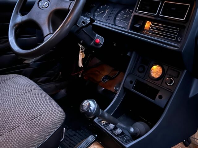 Фіолетовий ВАЗ 2107, об'ємом двигуна 1.5 л та пробігом 167 тис. км за 800 $, фото 7 на Automoto.ua