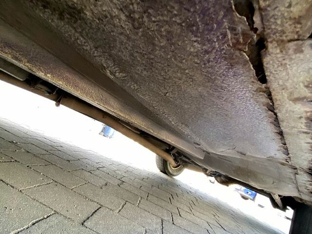 Фиолетовый ВАЗ 2107, объемом двигателя 1.5 л и пробегом 250 тыс. км за 550 $, фото 6 на Automoto.ua