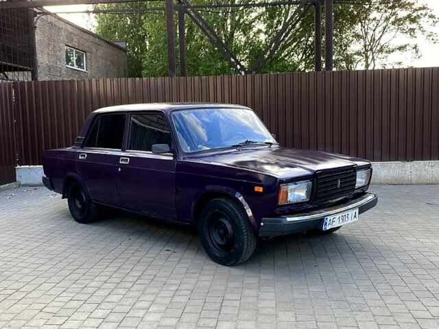 Фиолетовый ВАЗ 2107, объемом двигателя 1.5 л и пробегом 250 тыс. км за 550 $, фото 2 на Automoto.ua