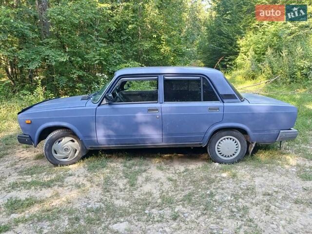 Фиолетовый ВАЗ 2107, объемом двигателя 1.45 л и пробегом 68 тыс. км за 1750 $, фото 1 на Automoto.ua
