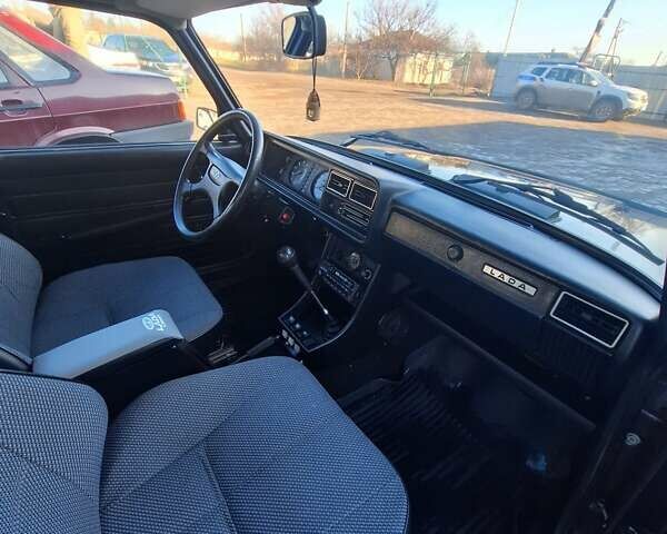 Фиолетовый ВАЗ 2107, объемом двигателя 1.5 л и пробегом 88 тыс. км за 2500 $, фото 19 на Automoto.ua