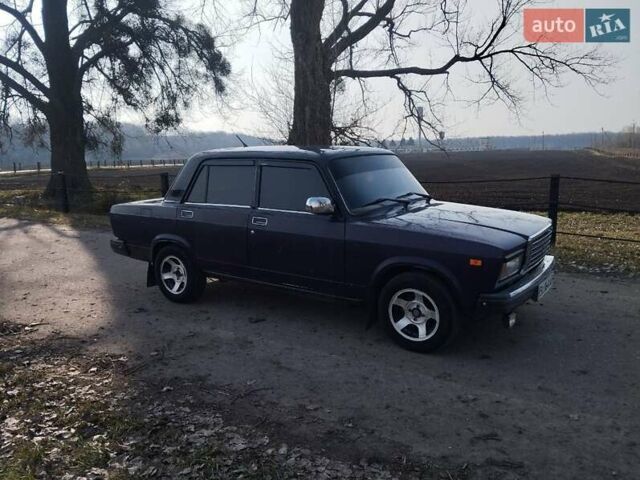 Фіолетовий ВАЗ 2107, об'ємом двигуна 1.5 л та пробігом 180 тис. км за 1150 $, фото 7 на Automoto.ua