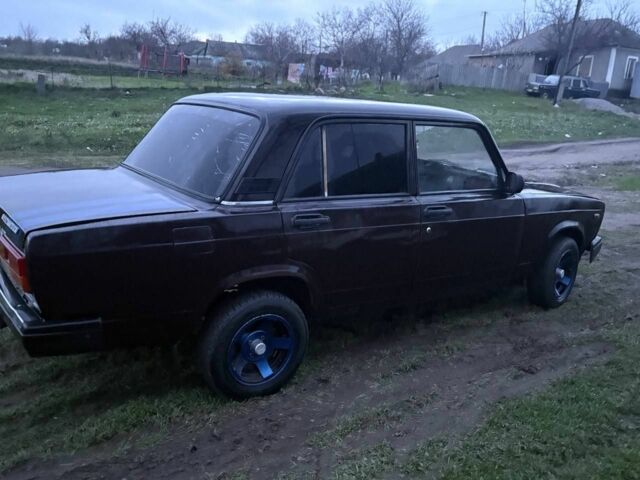 Коричневый ВАЗ 2107, объемом двигателя 1.5 л и пробегом 3 тыс. км за 800 $, фото 1 на Automoto.ua