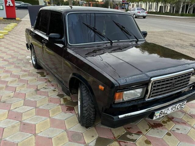 ВАЗ 2107 1985 в Беляевке на Automoto.ua Коричневый ВАЗ 2107, объемом двигателя 1.3 л и пробегом 3 тыс. км за 1050 $, фото 2 на Automoto.ua