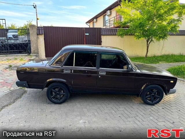 Коричневый ВАЗ 2107, объемом двигателя 1.3 л и пробегом 200 тыс. км за 799 $, фото 4 на Automoto.ua
