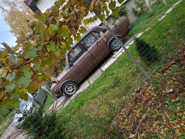 Коричневый ВАЗ 2107, объемом двигателя 0 л и пробегом 99 тыс. км за 600 $, фото 2 на Automoto.ua