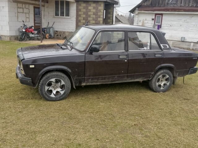 Коричневий ВАЗ 2107, об'ємом двигуна 1.3 л та пробігом 68 тис. км за 850 $, фото 3 на Automoto.ua