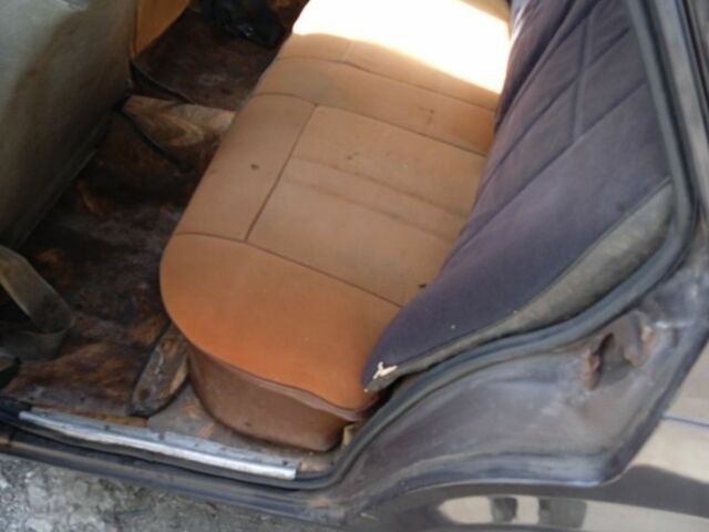 Коричневий ВАЗ 2107, об'ємом двигуна 1.5 л та пробігом 100 тис. км за 576 $, фото 5 на Automoto.ua