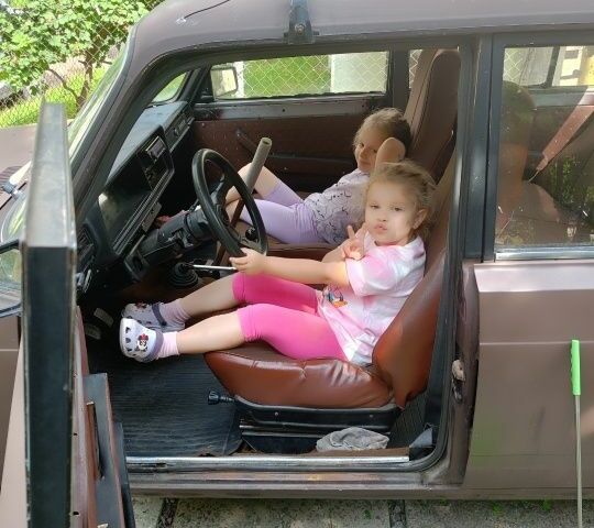 Коричневый ВАЗ 2107, объемом двигателя 0 л и пробегом 99 тыс. км за 600 $, фото 4 на Automoto.ua