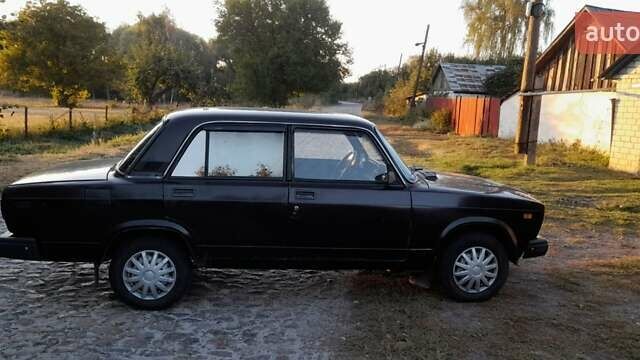 Коричневый ВАЗ 2107, объемом двигателя 0 л и пробегом 150 тыс. км за 700 $, фото 2 на Automoto.ua