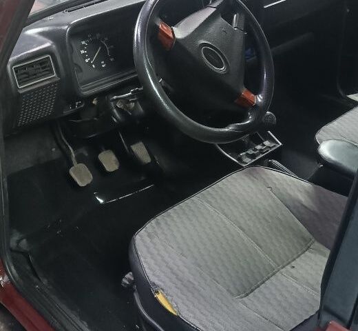 Коричневий ВАЗ 2107, об'ємом двигуна 1.5 л та пробігом 200 тис. км за 1200 $, фото 6 на Automoto.ua