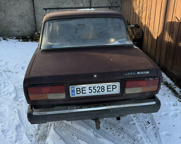 Коричневий ВАЗ 2107, об'ємом двигуна 1.45 л та пробігом 130 тис. км за 850 $, фото 1 на Automoto.ua
