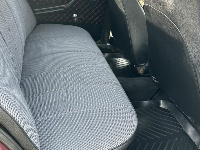 Коричневый ВАЗ 2107, объемом двигателя 1.3 л и пробегом 39 тыс. км за 1356 $, фото 5 на Automoto.ua