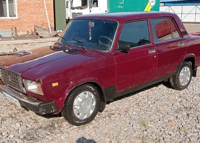 Коричневий ВАЗ 2107, об'ємом двигуна 1.5 л та пробігом 100 тис. км за 800 $, фото 2 на Automoto.ua