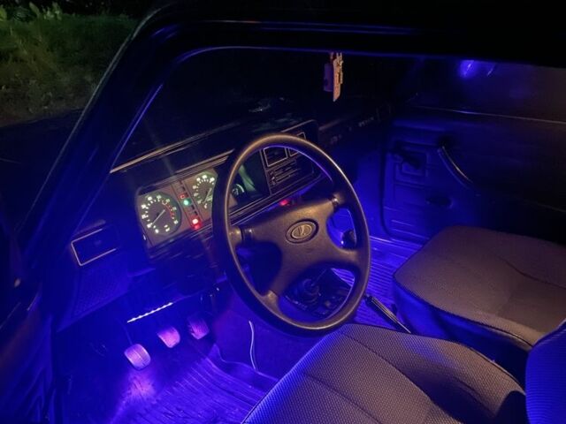 Коричневий ВАЗ 2107, об'ємом двигуна 1.5 л та пробігом 3 тис. км за 1184 $, фото 4 на Automoto.ua