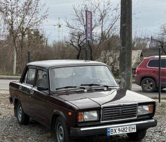 Коричневый ВАЗ 2107, объемом двигателя 1.5 л и пробегом 60 тыс. км за 1299 $, фото 1 на Automoto.ua