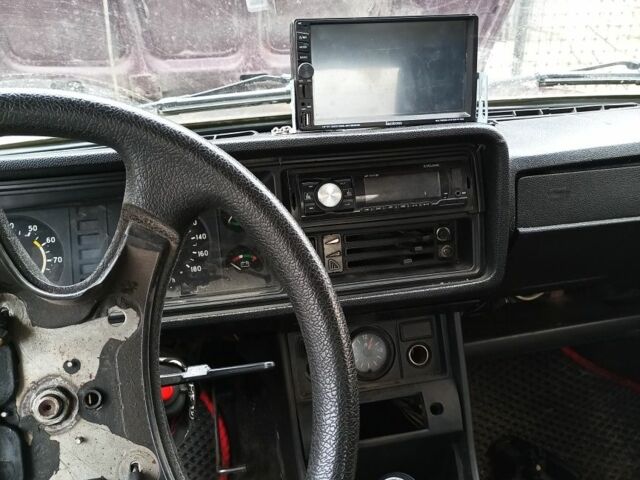 Коричневый ВАЗ 2107, объемом двигателя 1.5 л и пробегом 30 тыс. км за 800 $, фото 6 на Automoto.ua