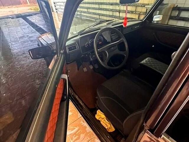 Коричневый ВАЗ 2107, объемом двигателя 1.5 л и пробегом 200 тыс. км за 2000 $, фото 5 на Automoto.ua