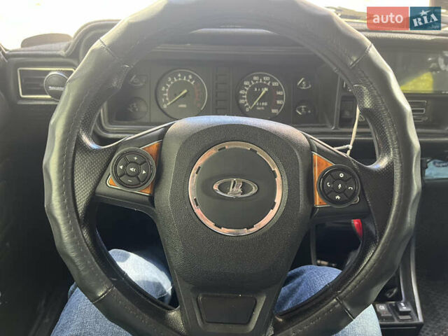 ВАЗ 2107 2009 у Южноукраинске на Automoto.ua Коричневий ВАЗ 2107, об'ємом двигуна 1.45 л та пробігом 60 тис. км за 3500 $, фото 7 на Automoto.ua