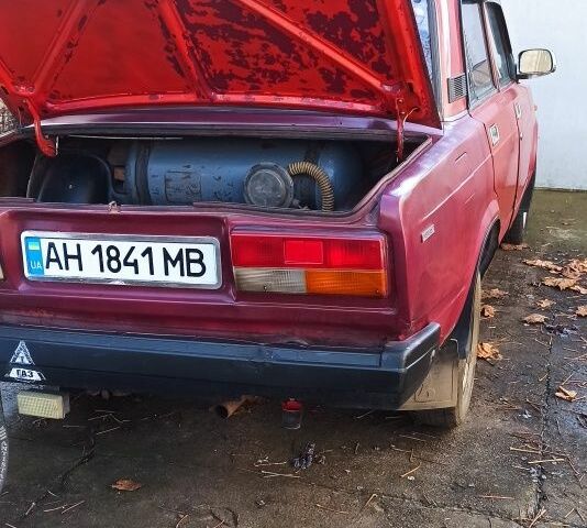 Красный ВАЗ 2107, объемом двигателя 0 л и пробегом 2 тыс. км за 591 $, фото 10 на Automoto.ua