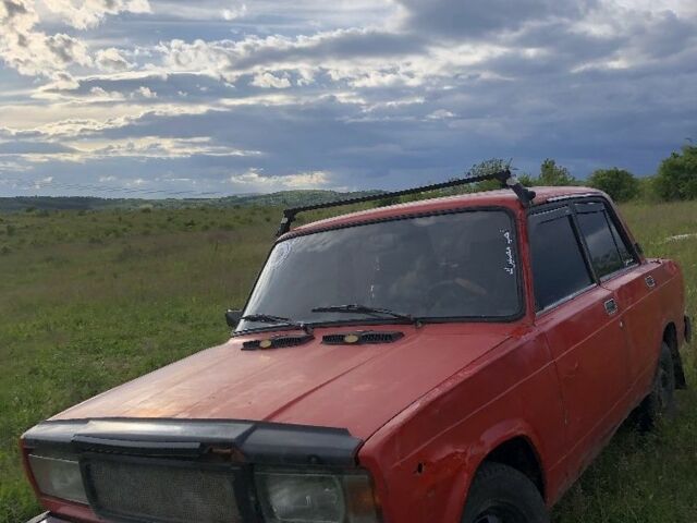 Красный ВАЗ 2107, объемом двигателя 1 л и пробегом 2 тыс. км за 18000 $, фото 8 на Automoto.ua