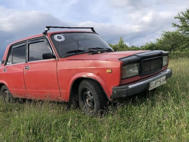 Красный ВАЗ 2107, объемом двигателя 1 л и пробегом 2 тыс. км за 18000 $, фото 7 на Automoto.ua