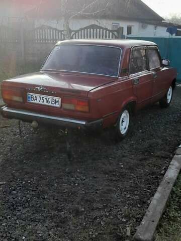 Красный ВАЗ 2107, объемом двигателя 1.6 л и пробегом 86 тыс. км за 1500 $, фото 4 на Automoto.ua