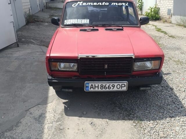 Красный ВАЗ 2107, объемом двигателя 1.5 л и пробегом 99 тыс. км за 484 $, фото 2 на Automoto.ua