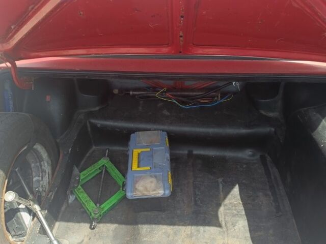 Красный ВАЗ 2107, объемом двигателя 1.5 л и пробегом 99 тыс. км за 484 $, фото 8 на Automoto.ua