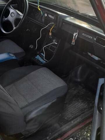 Красный ВАЗ 2107, объемом двигателя 1.6 л и пробегом 86 тыс. км за 1500 $, фото 1 на Automoto.ua