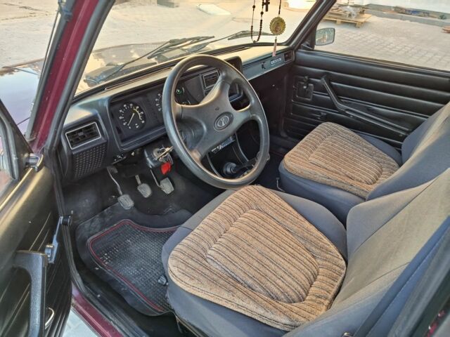 Красный ВАЗ 2107, объемом двигателя 1 л и пробегом 90 тыс. км за 1200 $, фото 7 на Automoto.ua