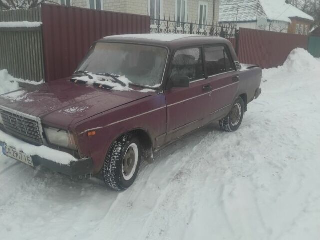 Червоний ВАЗ 2107, об'ємом двигуна 1.6 л та пробігом 1000 тис. км за 592 $, фото 1 на Automoto.ua