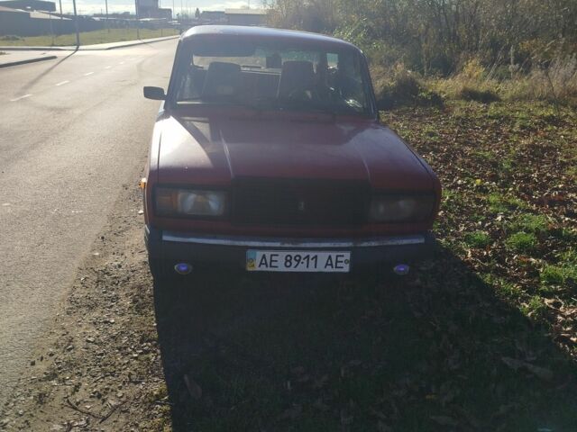 Красный ВАЗ 2107, объемом двигателя 1.45 л и пробегом 2 тыс. км за 1250 $, фото 2 на Automoto.ua