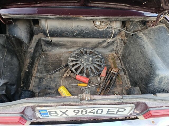 Красный ВАЗ 2107, объемом двигателя 1.5 л и пробегом 83 тыс. км за 800 $, фото 10 на Automoto.ua