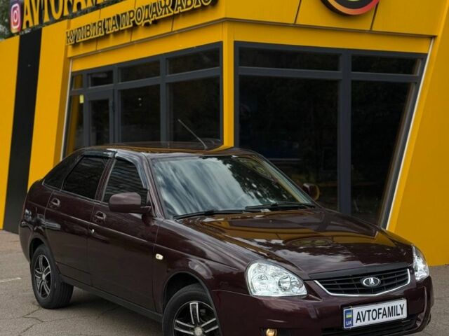 Червоний ВАЗ 2107, об'ємом двигуна 1.6 л та пробігом 157 тис. км за 3000 $, фото 2 на Automoto.ua