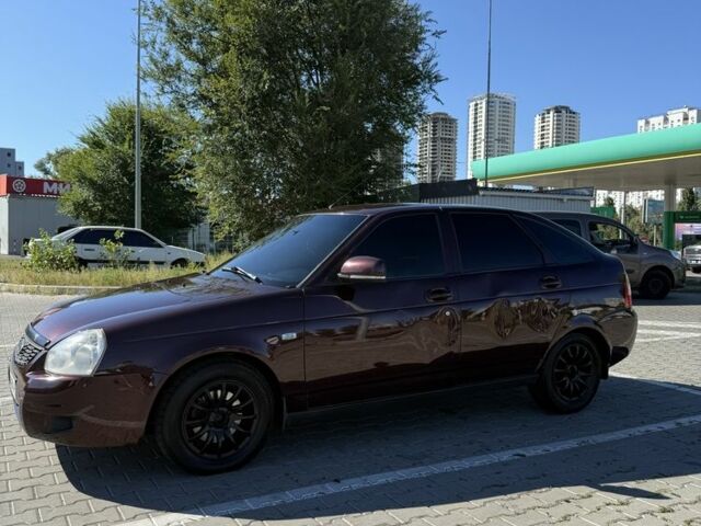 ВАЗ 2107 2012 в Киеве на Automoto.ua Красный ВАЗ 2107, объемом двигателя 1.6 л и пробегом 249 тыс. км за 2550 $, фото 3 на Automoto.ua