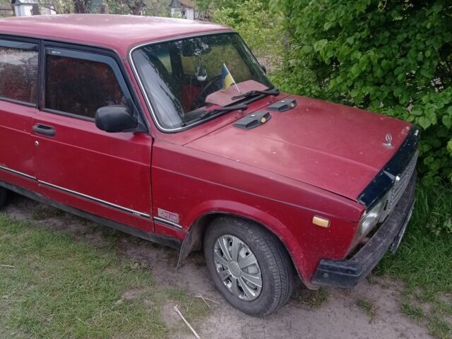 Красный ВАЗ 2107, объемом двигателя 0 л и пробегом 1 тыс. км за 936 $, фото 1 на Automoto.ua