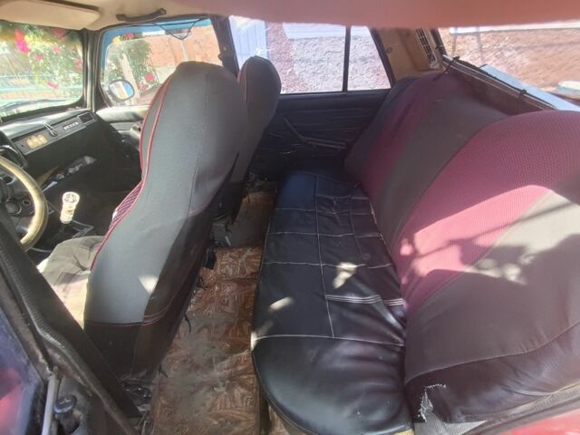 Красный ВАЗ 2107, объемом двигателя 1.5 л и пробегом 35 тыс. км за 593 $, фото 6 на Automoto.ua