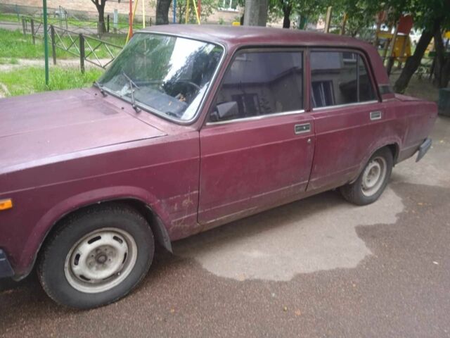 Червоний ВАЗ 2107, об'ємом двигуна 0 л та пробігом 100 тис. км за 500 $, фото 1 на Automoto.ua