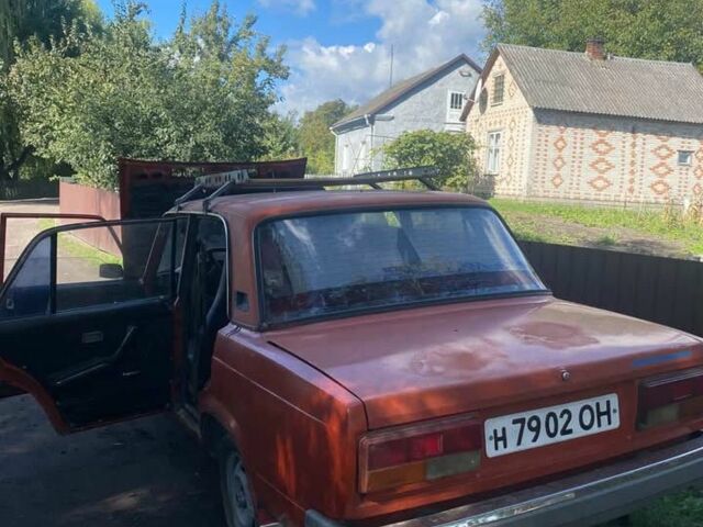 Красный ВАЗ 2107, объемом двигателя 0 л и пробегом 3 тыс. км за 592 $, фото 1 на Automoto.ua