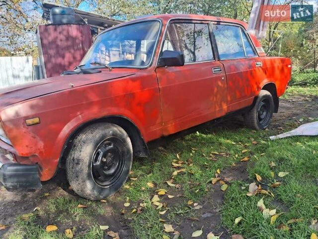 Красный ВАЗ 2107, объемом двигателя 1.5 л и пробегом 300 тыс. км за 500 $, фото 3 на Automoto.ua