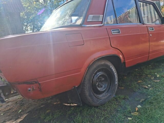 Червоний ВАЗ 2107, об'ємом двигуна 0 л та пробігом 300 тис. км за 500 $, фото 1 на Automoto.ua