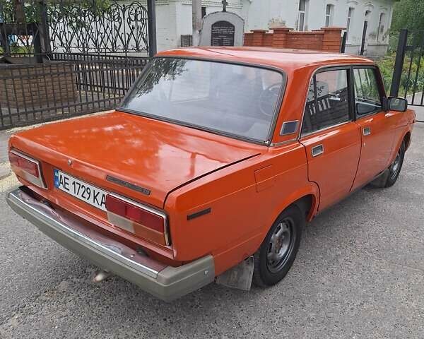 Красный ВАЗ 2107, объемом двигателя 1.4 л и пробегом 139 тыс. км за 999 $, фото 9 на Automoto.ua
