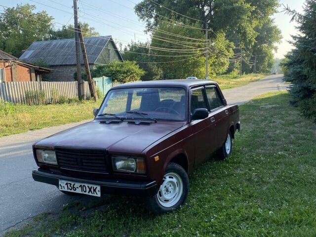 Красный ВАЗ 2107, объемом двигателя 1.5 л и пробегом 68 тыс. км за 27500 $, фото 2 на Automoto.ua