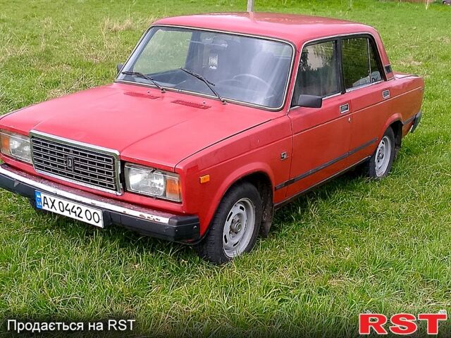 Красный ВАЗ 2107, объемом двигателя 1.6 л и пробегом 0 тыс. км за 1100 $, фото 1 на Automoto.ua