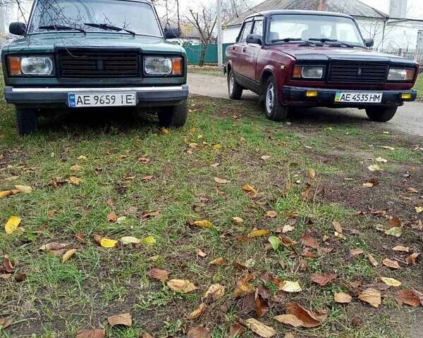 Красный ВАЗ 2107, объемом двигателя 1.2 л и пробегом 69 тыс. км за 734 $, фото 4 на Automoto.ua