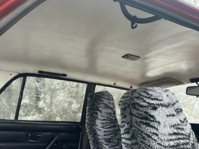 Красный ВАЗ 2107, объемом двигателя 1.5 л и пробегом 77 тыс. км за 550 $, фото 12 на Automoto.ua